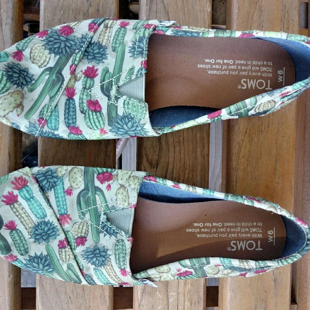 Cactus Toms size 6